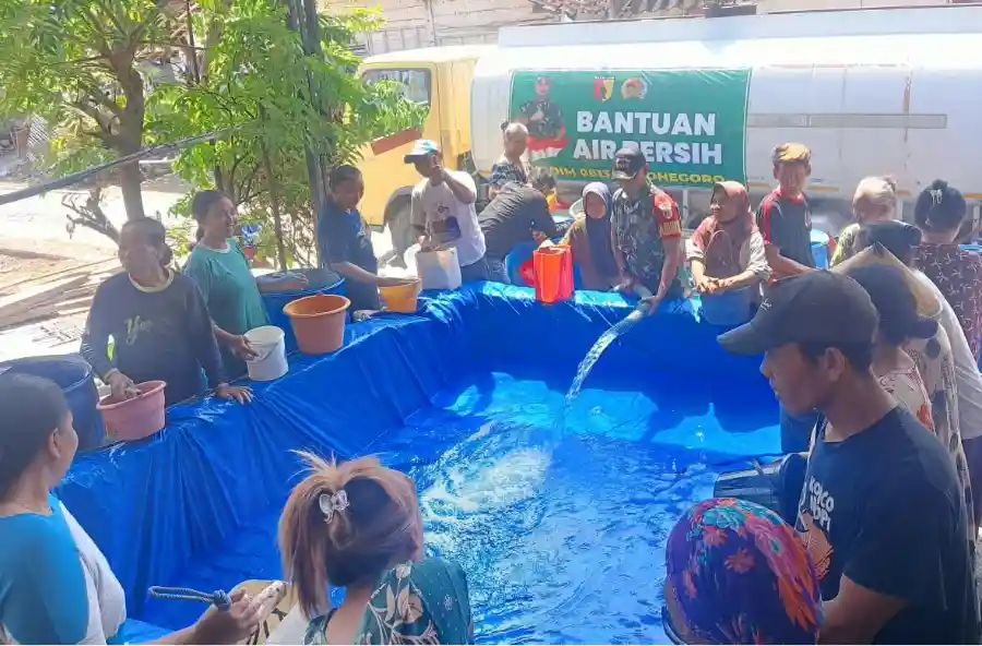Sambut HUT TNI ke-81, Kodim Bojonegoro Pasok 13.000 Liter Air Bersih untuk Warga Dusun Kedungdowo Sumberharjo Sumberrejo