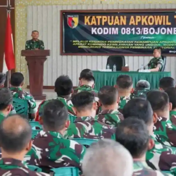 Kodim Bojonegoro Gembleng Apkowil: Pertajam Kemampuan Teritorial yang Unggul, Modern dan Humanis Kodim Bojonegoro Gembleng Apkowil: Pertajam Kemampuan Teritorial yang Unggul, Modern dan Humanis