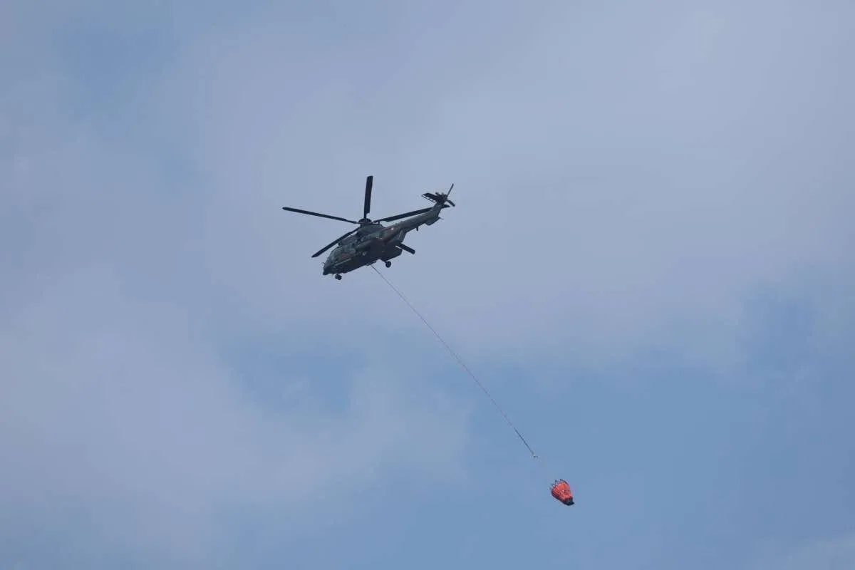 TNI Perkuat Penanganan Karhutla di Kawasan IKN Melalui Darat dan Udara
