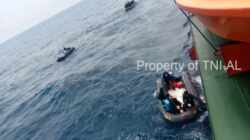 Tim Penyelam TNI AL Temukan 15 Jenazah Korban KM Virgo Transport 8 Tim Penyelam TNI AL Temukan 15 Jenazah Korban KM Virgo Transport 8