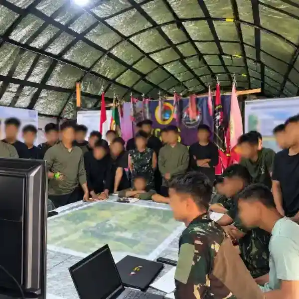 Koops TNI Habema Amankan Kampung Balamai atas, Pangkoops: Ketegasan untuk Melindungi Masyarakat dan Menjaga Ruang Damai Koops TNI Habema Amankan Kampung Balamai atas, Pangkoops: Ketegasan untuk Melindungi Masyarakat dan Menjaga Ruang Damai