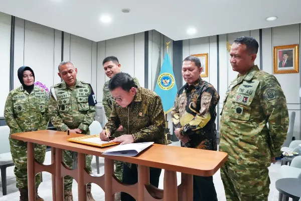 Silaturahmi Lintas Generasi, TNI Perkuat Semangat Pengabdian Silaturahmi Lintas Generasi, TNI Perkuat Semangat Pengabdian