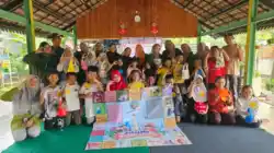 Krida Nusantara: Mahasiswa PPG UHAMKA Kenalkan Budaya melalui Bermain dan Berkarya Krida Nusantara: Mahasiswa PPG UHAMKA Kenalkan Budaya melalui Bermain dan Berkarya