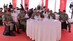 Yonif TP Hadir, Pertahanan dan Pembangunan Berjalan Bersama Yonif TP Hadir, Pertahanan dan Pembangunan Berjalan Bersama