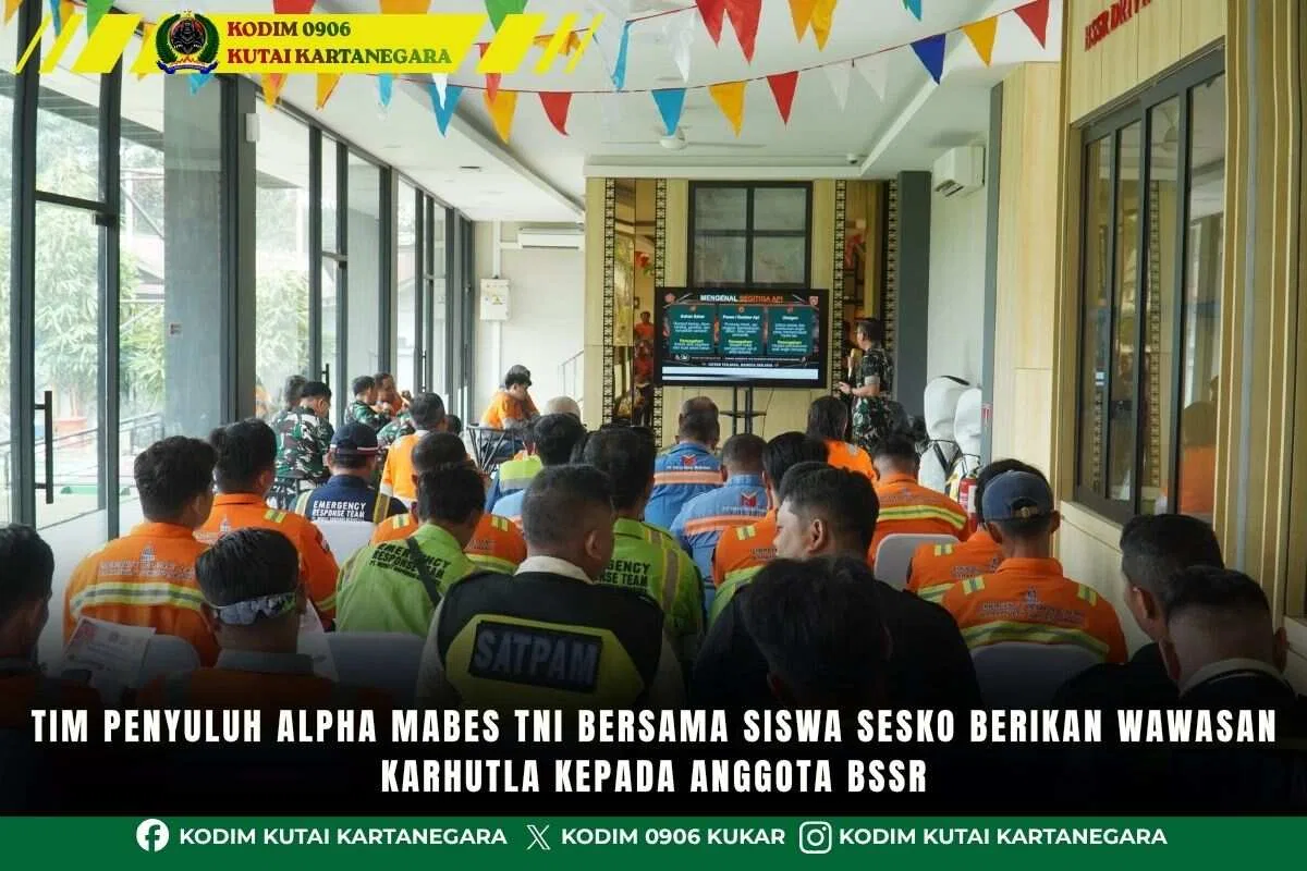 Tim Penyuluh Alpha Mabes TNI Bersama Siswa Sesko Berikan Wawasan Karhutla kepada Anggota BSSR