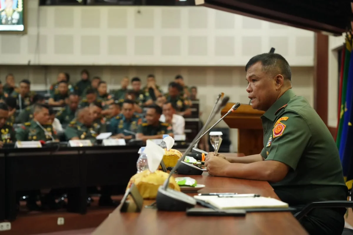 Wapang TNI Tekankan Nilai Kepemimpinan kepada Pasis Dikreg ke-68 Seskoad