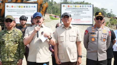 Menhan Tegaskan Sinergi 12 Kementerian/Lembaga, Satgas PKH Tertibkan Tambang PT Kristalin Ekalestari di Nabire