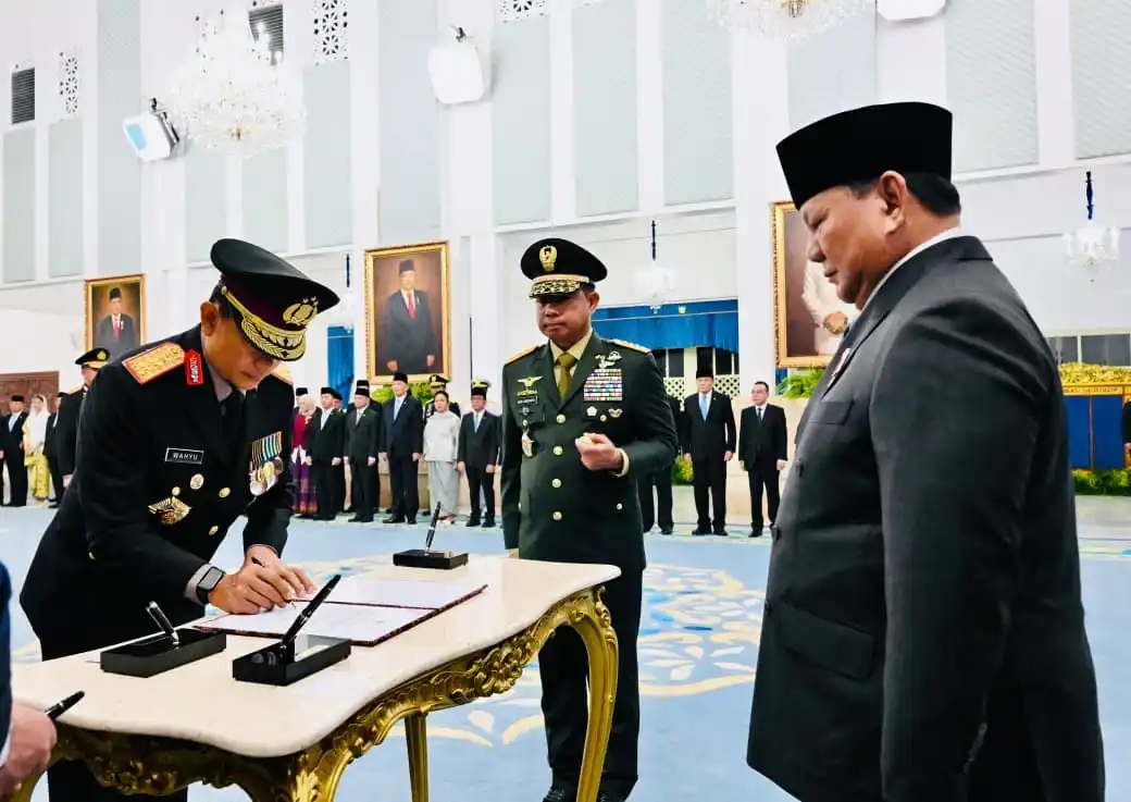 Panglima TNI Saksikan Pelantikan Suyudi Ario Seto dan Wahyu Hadiningrat di Istana Negara