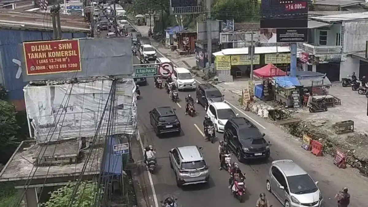 Pengaturan dilakukan agar arus menuju kawasan wisata dapat bergerak lebih lancar ketika volume kendaraan meningkat