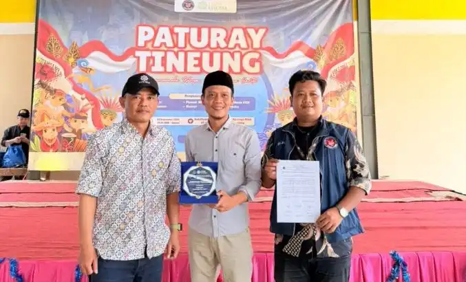 Langkah Digital Mahasiswa KKN Unusia untuk Desa Warungmenteng
