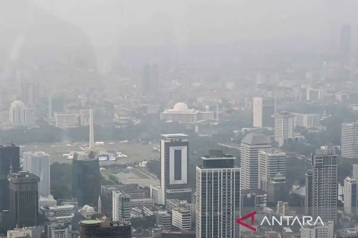 Udara Jakarta Masuk Peringkat Ketiga Terburuk di Dunia pada Senin Pagi