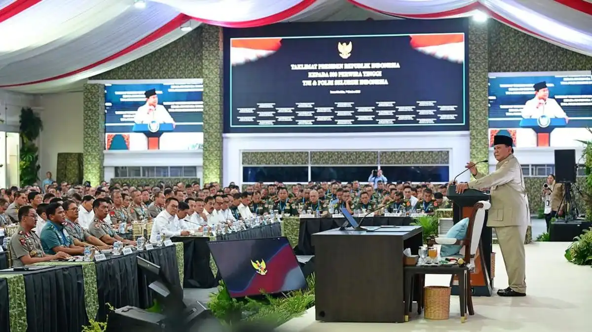Arahan Prabowo kepada 800 Pati TNI-Polri Soroti Ancaman Hibrida dan Rekrutmen Prajurit