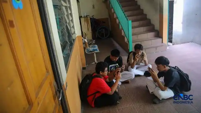 Perlindungan Anak di Media Sosial: Aturan Indonesia dan Desakan Perubahan Meta