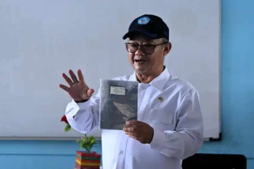 Abdul Mu’ti Tanggapi Wacana Siswa Tidak Otomatis Naik Kelas Mulai 2027