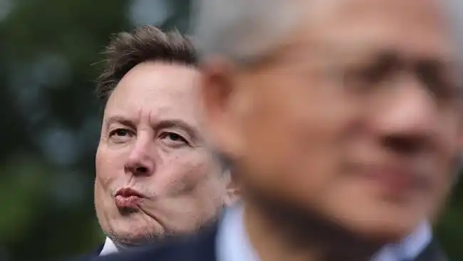 Trump Anugerahkan Medali Sains Nasional kepada Elon Musk dan Tokoh Teknologi Pendukungnya
