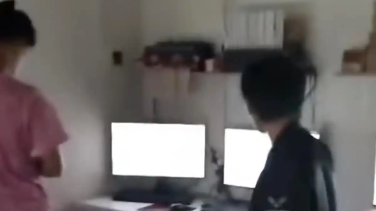 Penggerebekan Rumah di KPAD Cijantung Ungkap Puluhan Komputer Judi Online