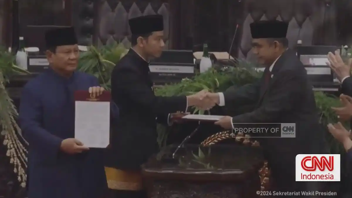 DPR Dalami Putusan MK dan Surat Usulan Pemakzulan Gibran