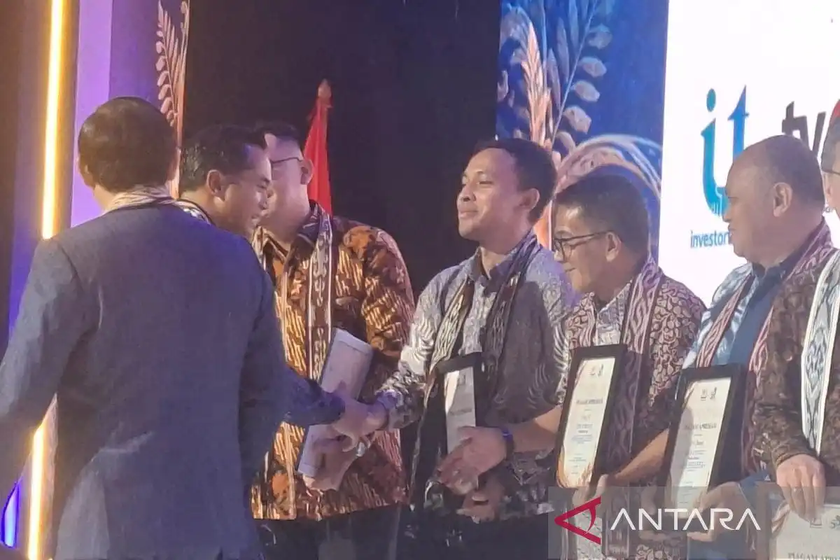 Kadin Indonesia Apresiasi Kontribusi Perum LKBN dalam Gala Dinner HUT Ke-58