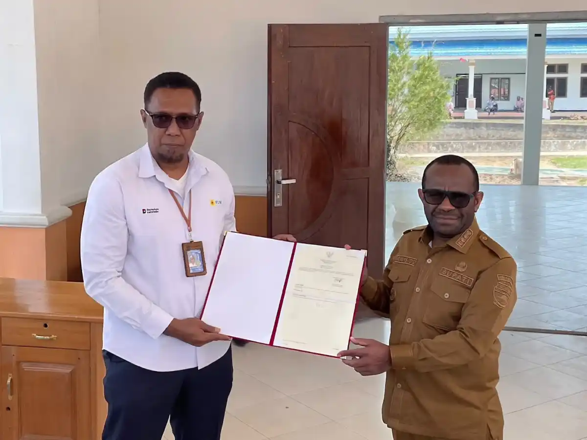 Pemkab Deiyai Hibahkan Lahan untuk Memperkuat Infrastruktur Kelistrikan PLN