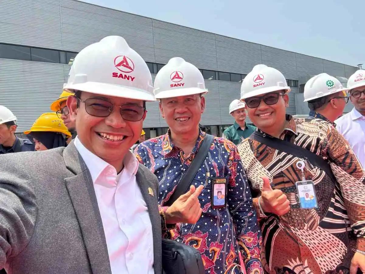 Hendry Munief Mendorong Kawasan Industri Menguatkan Ekonomi Masyarakat Lokal