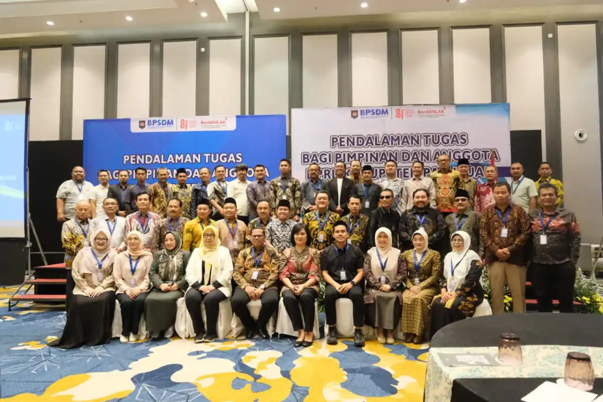 50 Anggota DPRD Kabupaten Pasuruan Perdalam Tugas Bersama Tiga Lembaga