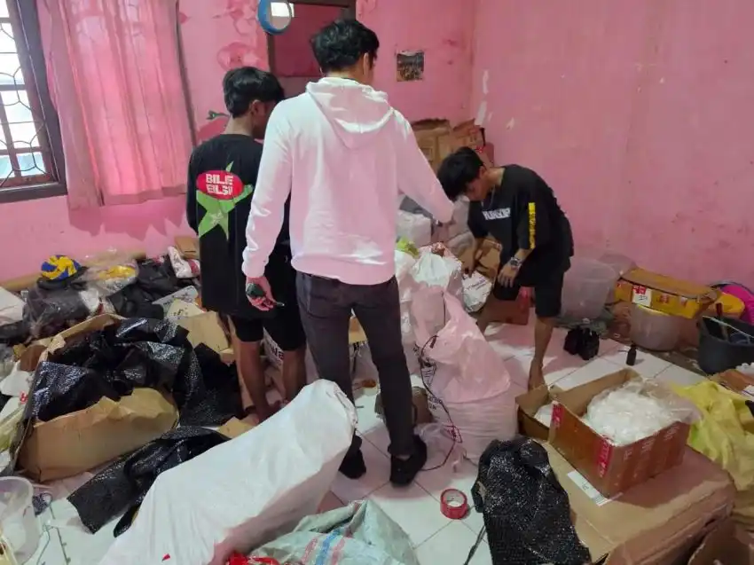 Bareskrim Ungkap Pabrik Vitamin Anak Palsu Bermerek Apialys di Lampung
