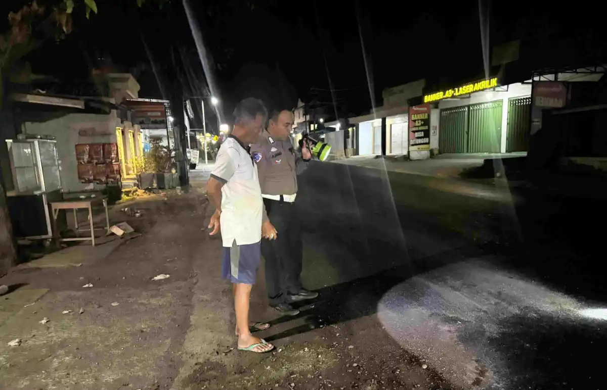 Kecelakaan Truk dan Honda Vario di Blitar Menewaskan Satu Penumpang