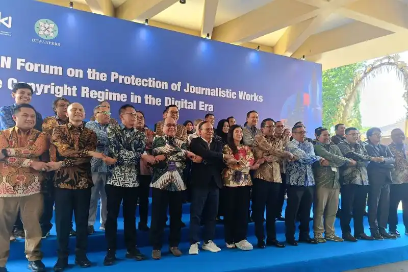 Karya Jurnalistik dalam Rezim Hak Cipta: Peluang Royalti dan Tantangan Aturannya