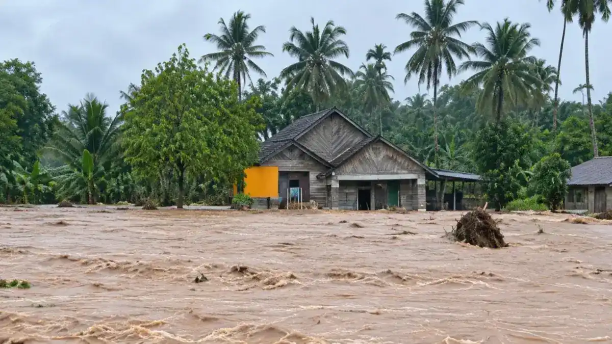 Data Pascabanjir Bandang di Padang: 225 Kepala Keluarga Terdampak