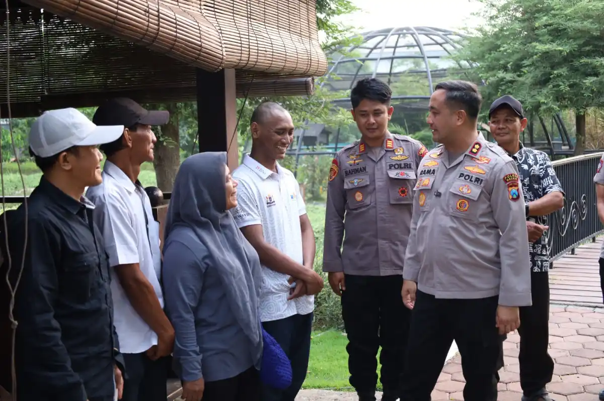 Kepedulian Warga dan Polisi Bantu Wahyu Kembali ke Keluarga di Menganti