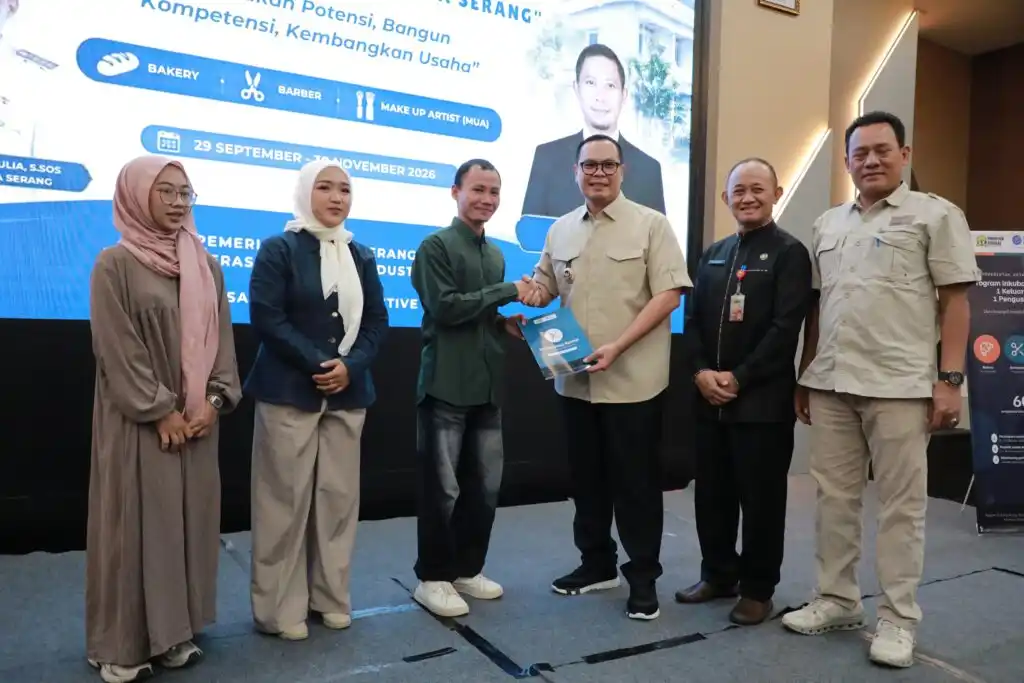 Dorong Satu Keluarga Satu Pengusaha, Wali Kota Serang Siapkan Tambahan Modal bagi UMKM Lulusan Inkubasi