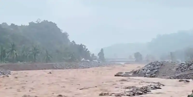 Legislator PAN Soroti Keselamatan Warga di Tengah Banjir Padang