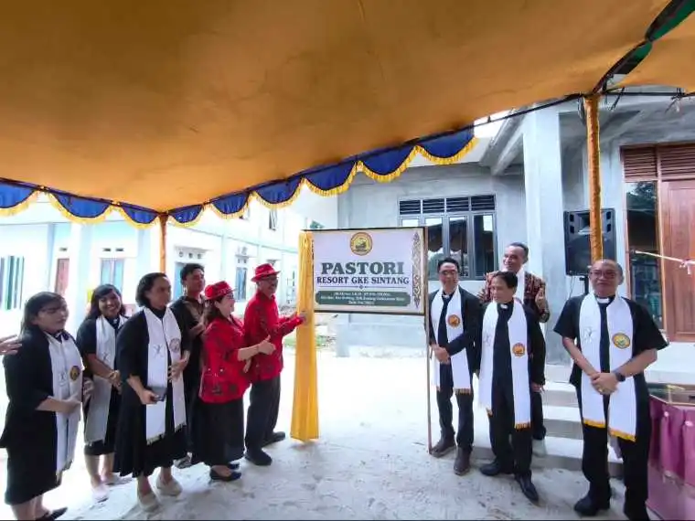Pastori Resort GKE Sintang Diresmikan, Jemaat Diingatkan Merawat Aset Gereja