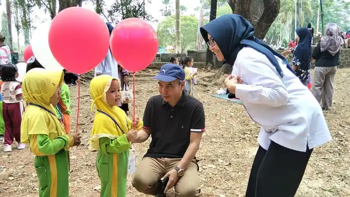 Antusiasme Anak Warnai Kegiatan PMI di Taman Boulevard Kajen