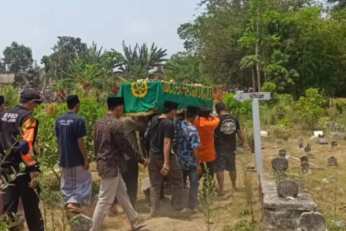 Jenazah Abdul Rosyid, Korban KMP Virgo, Dipulangkan ke Jember Setelah Identifikasi DNA