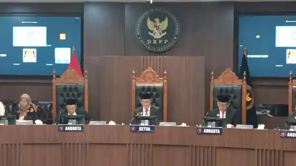 DKPP Menerima Dua Aduan Etik terkait Syarat Pendidikan Wapres Gibran