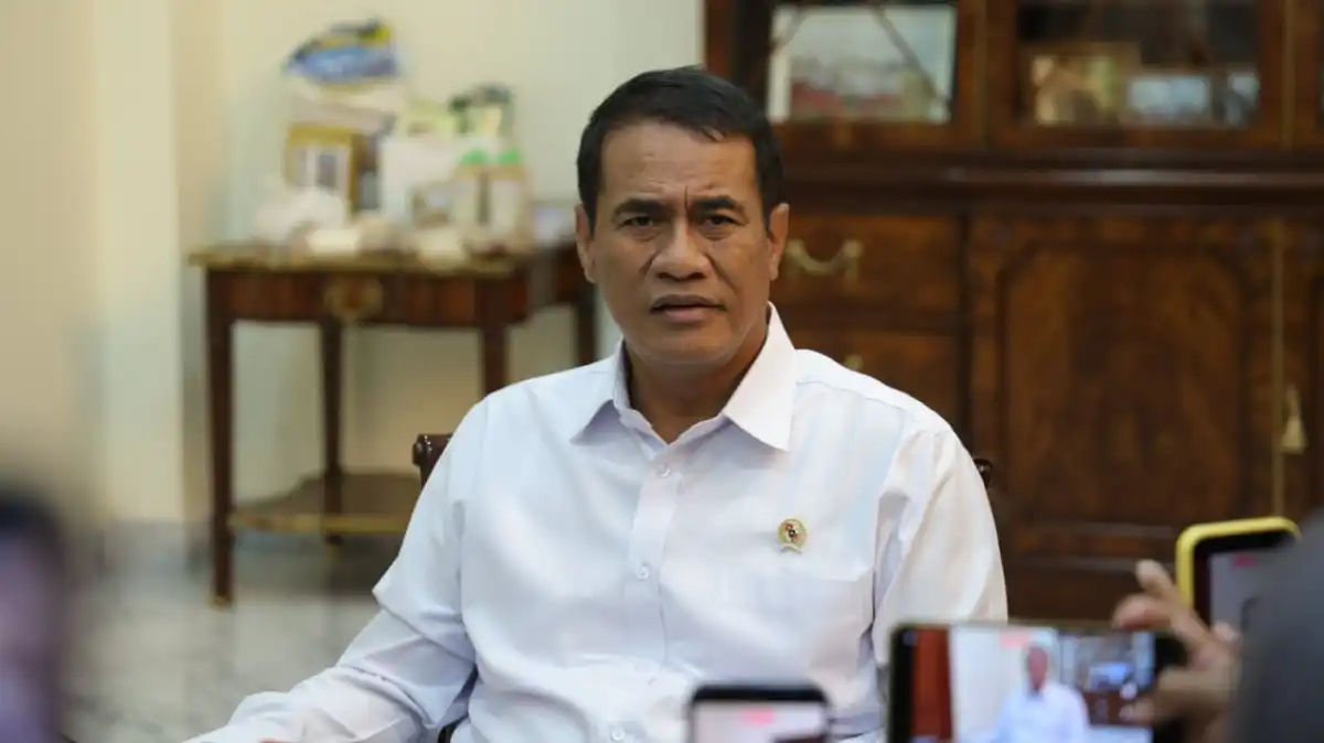 Mentan Amran Soroti Ketidakwajaran Harga Ayam dan Telur, Minta Aparat Bertindak