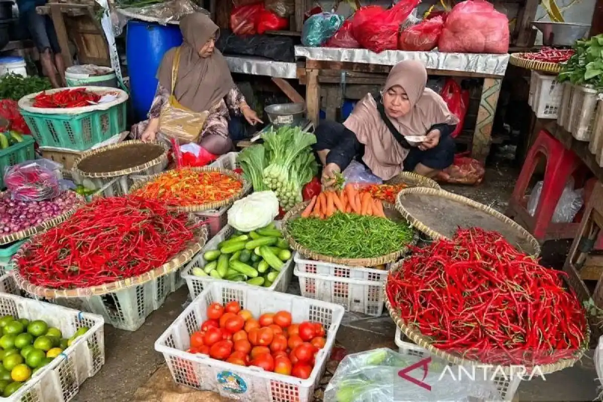PIHPS Mencatat Harga Pangan Nasional, Cabai Rawit Merah Tembus Rp132.850 per Kilogram