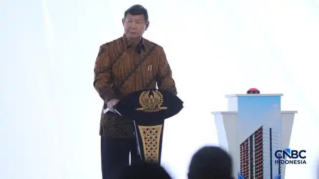 Pemerintah Siapkan Ponsel dan Rekening Digital Gratis untuk Penyaluran Bansos