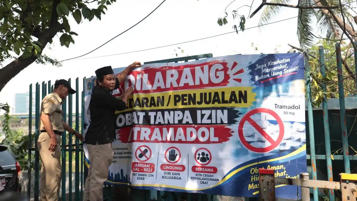 Razia Gabungan di KS Tubun Temukan Tramadol pada Lapak Pedagang