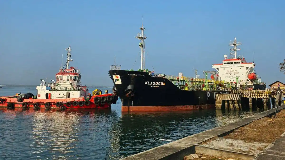 Antrean Kendaraan di Bali Masih Terjadi, Stok BBM Mulai Berangsur Normal