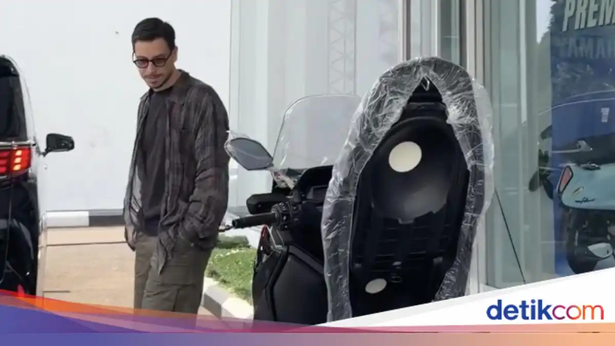 Thom Haye Memilih Yamaha XMAX Connected, Ini Fitur dan Spesifikasinya