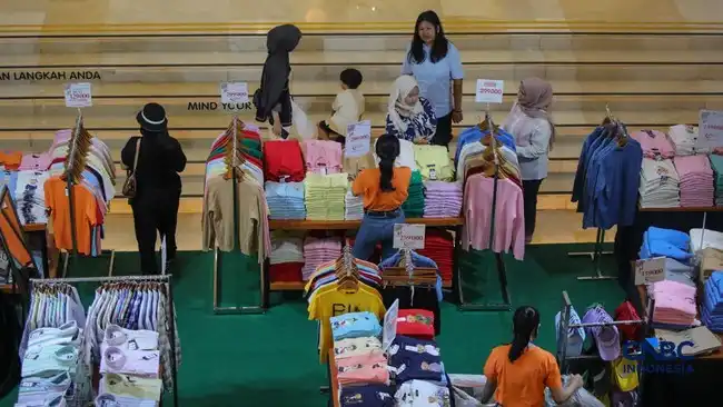 Mal Tetap Ramai, Penjualan Busana Tertekan pada Low Season 2026