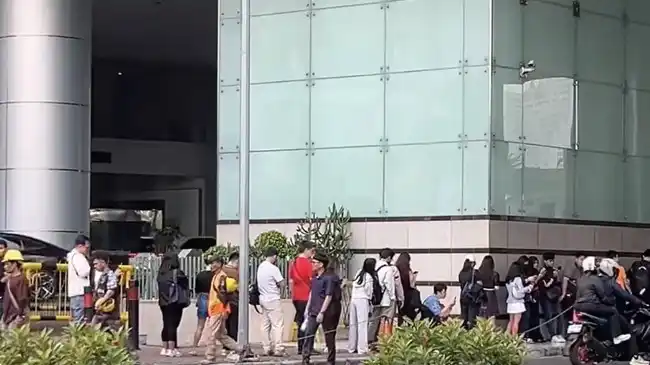 Antusiasme Peluncuran iPhone 18 Pro Picu Antrean Panjang di Indonesia