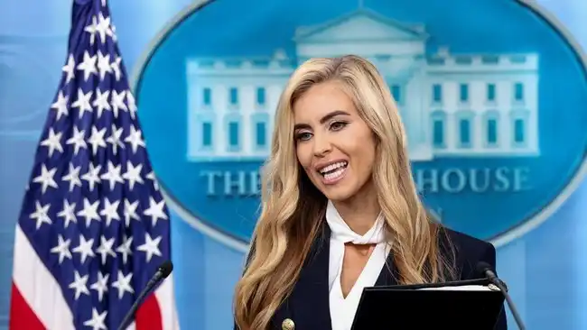 Katie Zacharia Dicopot Setelah Lima Hari Bertugas sebagai Juru Bicara Trump