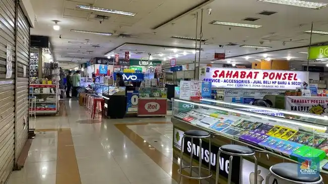 Pasar Ponsel Dunia Tertekan, Samsung Pimpin Pengiriman pada Kuartal III 2026