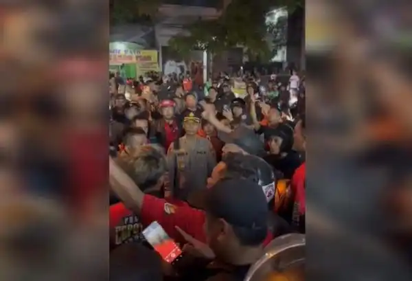 Bentrokan Penagih Utang dan Ormas di Jalan Mohammad Toha Diredam Polisi