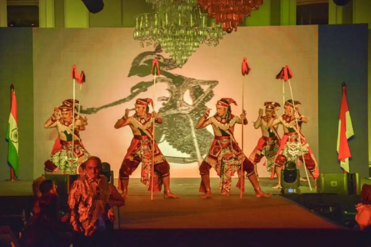 Sendratari Ramayana di Prambanan: Kisah Epik dalam Panggung Terbuka