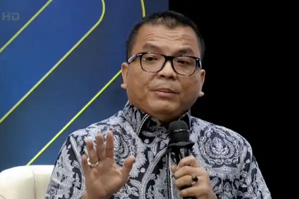 Denny Indrayana Nilai Cawe-Cawe Jokowi dalam Pilpres 2024 sebagai Operasi Politik