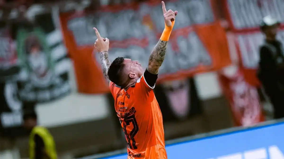 Persita dan Persija Berbagi Gol pada Babak Pertama di Serang